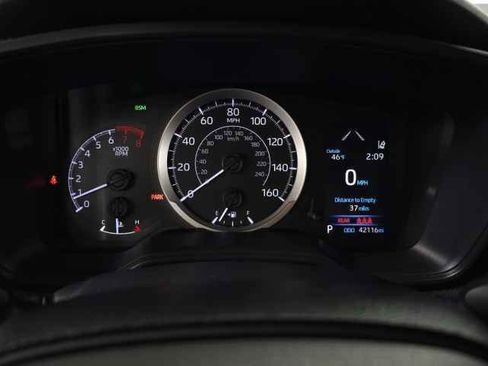 Used 2020 Toyota Corolla LE w/ LE Convenience Package image 18