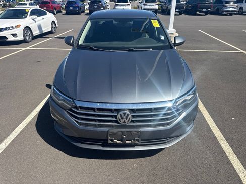 Used 2019 Volkswagen Jetta S w/ Driver Assistance Package FWD image 2