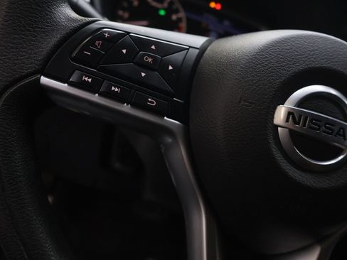 Used 2022 Nissan Altima 2.5 SV FWD image 19