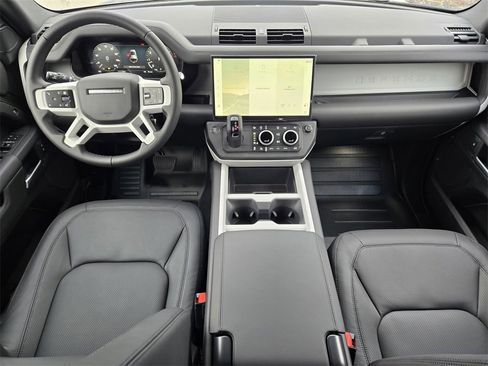 New 2026 Land Rover Defender 110 X-Dynamic SE image 9