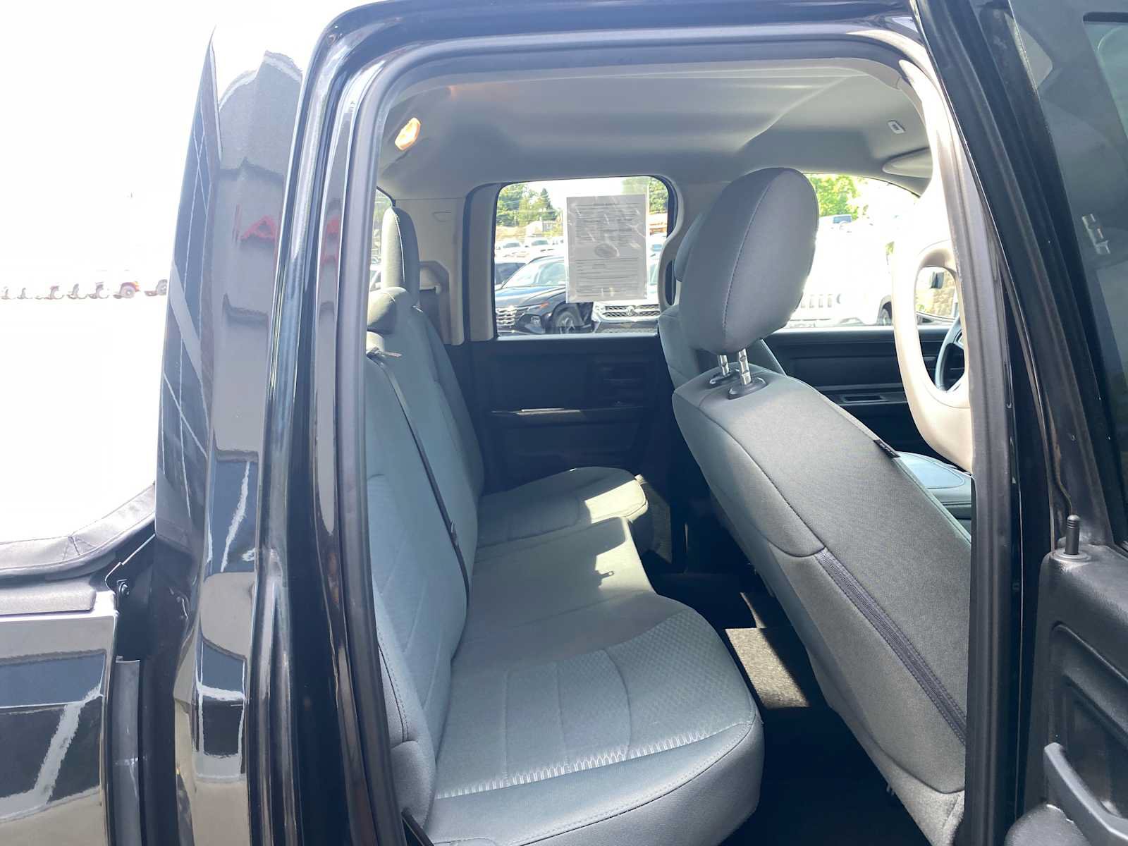 Used 2019 RAM 1500 Express w/ Express Value Package AWD/4WD image 26