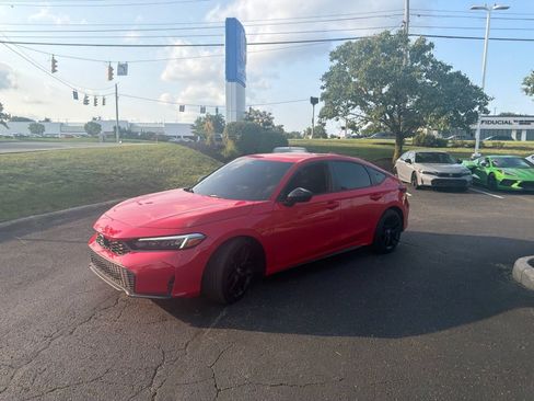 Used 2025 Honda Civic Sport image 11