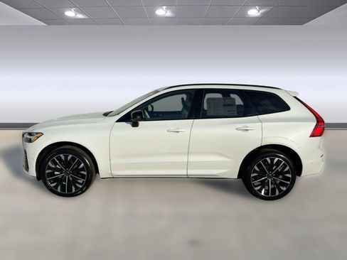 New 2026 Volvo XC60 B5 Ultra w/ Protection Package Premier image 2