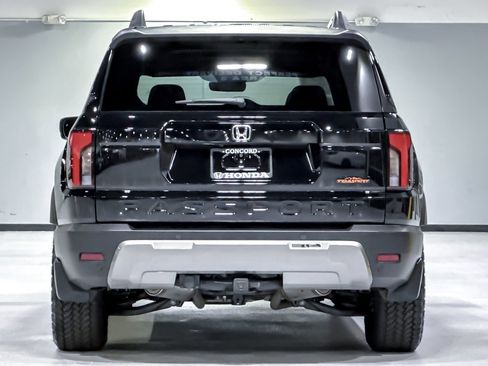 Certified 2026 Honda Passport TrailSport Elite image 10