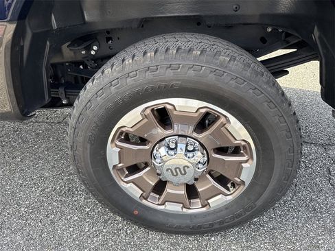 Used 2025 Ford F350 King Ranch w/ FX4 Off-Road Package image 21