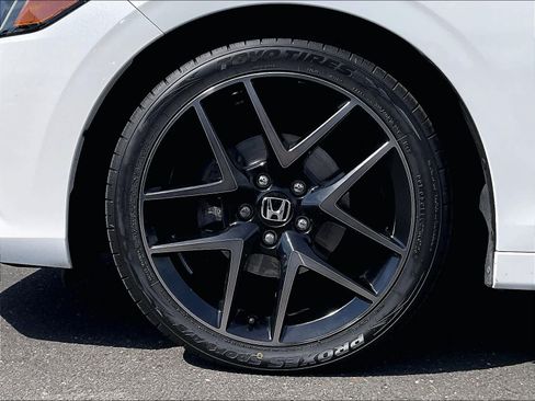 Used 2022 Honda Civic Sport Touring image 11
