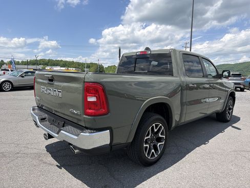 Used 2026 RAM 1500 Laramie AWD/4WD image 4