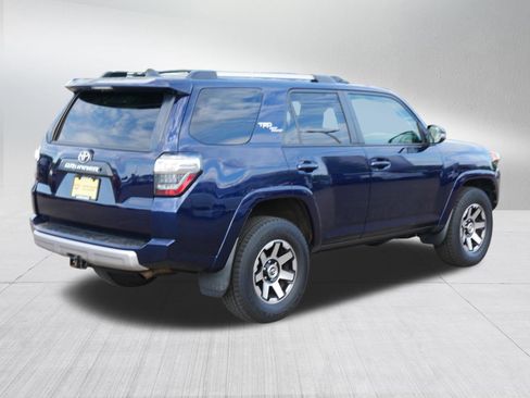 Used 2018 Toyota 4Runner TRD Off-Road Premium AWD/4WD image 7
