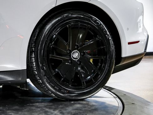 Used 2023 Porsche Taycan image 58