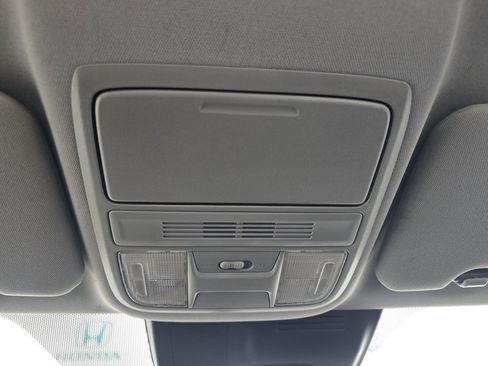 Used 2022 Honda CR-V LX image 10