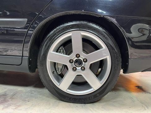 Used 2004 Volvo S60 R AWD/4WD image 36