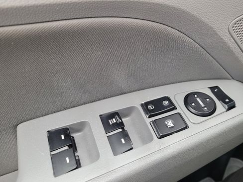 Used 2019 Hyundai Elantra SEL FWD image 27