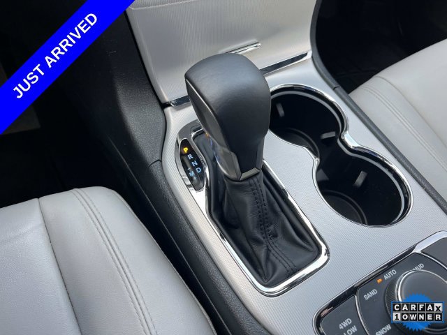 Used 2018 Jeep Grand Cherokee Limited AWD/4WD image 34