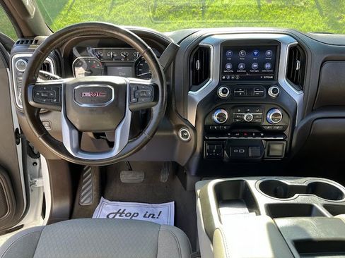 Used 2020 GMC Sierra 1500 SLE w/ SLE Value Package image 20