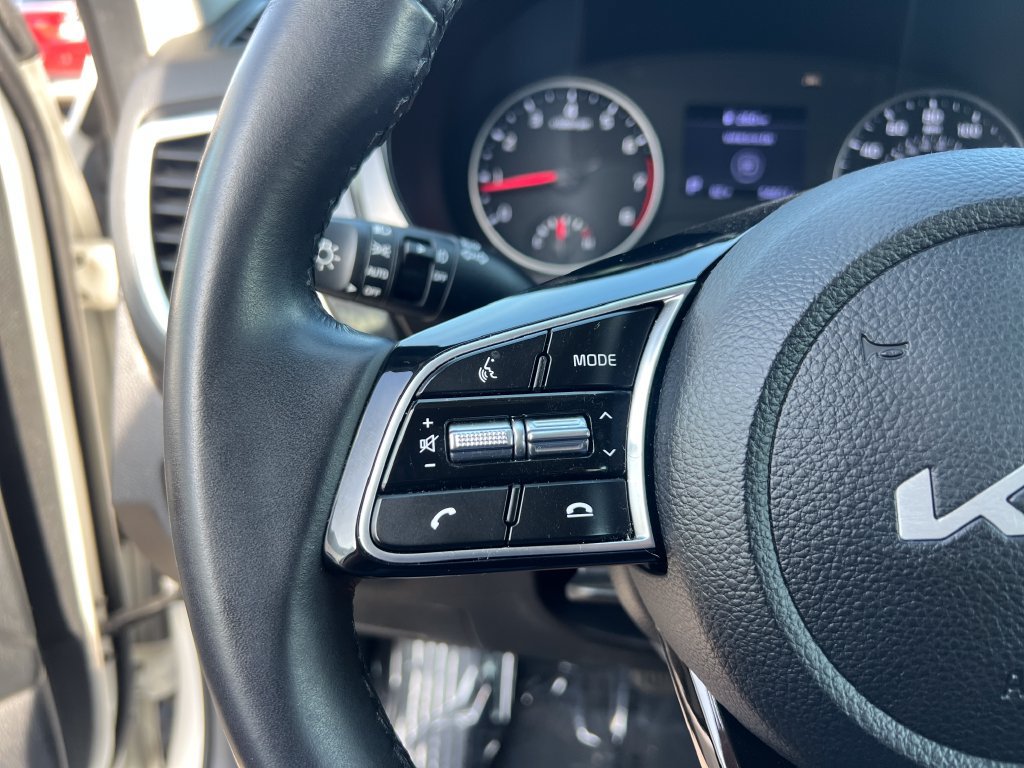 Certified 2023 Kia Seltos EX AWD/4WD image 18