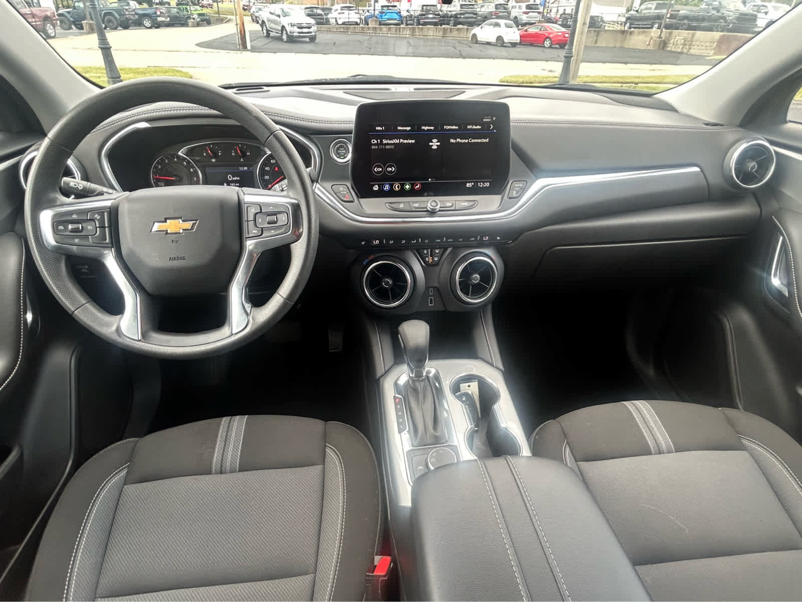 Used 2025 Chevrolet Blazer LT FWD image 14