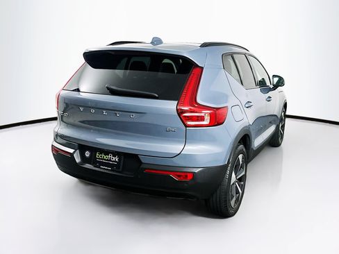 Used 2023 Volvo XC40 B4 Ultimate FWD image 9