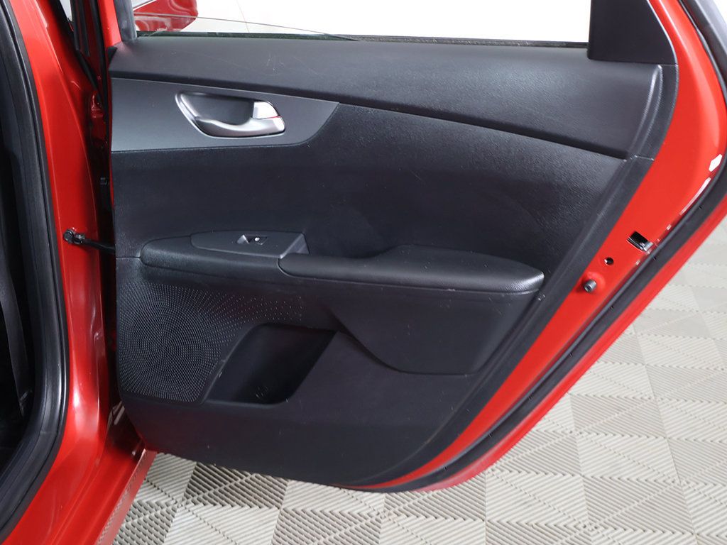 Used 2019 Kia Forte LXS FWD image 22