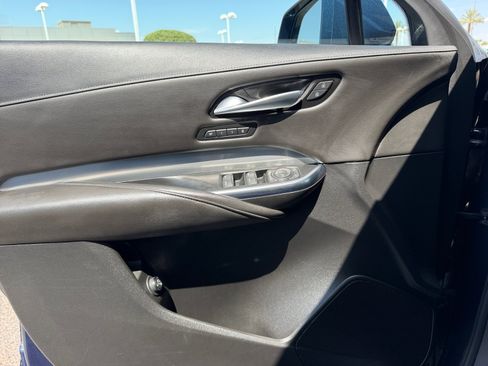 Used 2021 Cadillac XT4 Premium Luxury AWD/4WD image 13