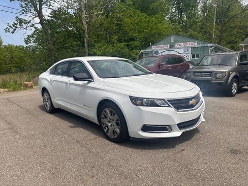 Used 2016 Chevrolet Impala LS FWD image 2