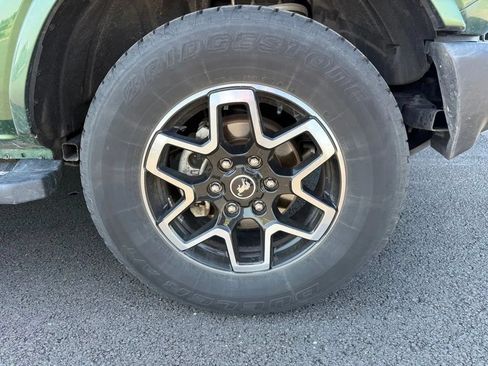 Used 2024 Ford Bronco Outer Banks AWD/4WD image 10