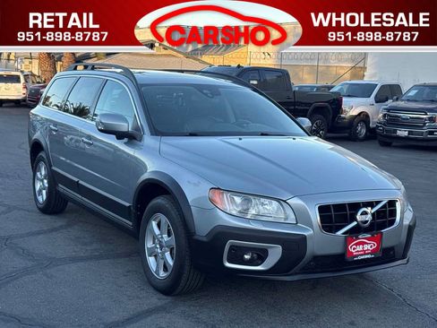 Used 2013 Volvo XC70 3.2 image 1