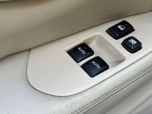 Used 2003 Lexus SC 430 Convertible RWD image 13