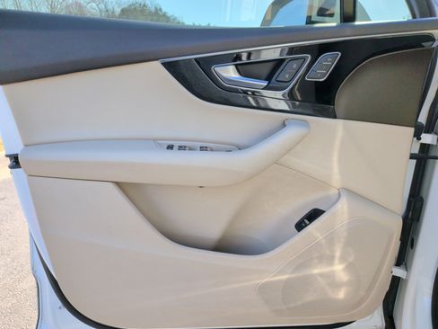 Used 2017 Audi Q7 2.0T Premium Plus image 30