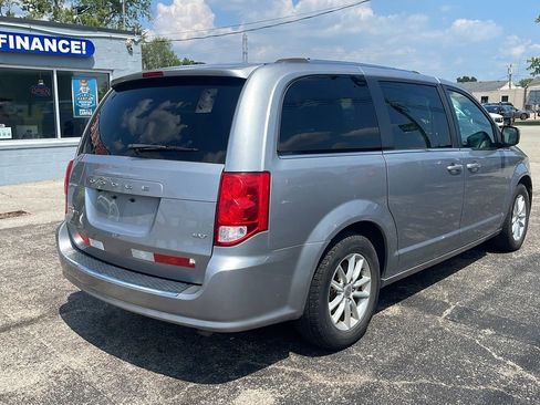 Used 2020 Dodge Grand Caravan SXT FWD image 5