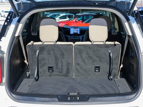 Used 2022 Ford Explorer XLT image 9