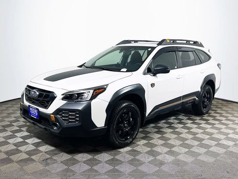 Certified 2024 Subaru Outback Wilderness AWD/4WD image 3