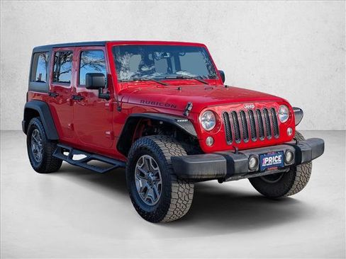 Used 2016 Jeep Wrangler Unlimited Rubicon w/ Connectivity Group image 3