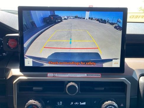 Certified 2025 Toyota Tacoma TRD Sport AWD/4WD image 8