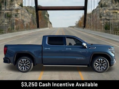 New 2026 GMC Sierra 1500 Denali w/ Denali Reserve Package AWD/4WD image 13