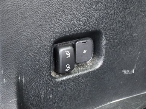 Used 2022 Ford Edge Titanium image 42