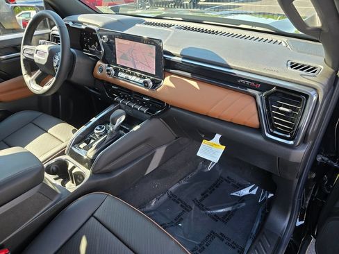 New 2026 GMC Canyon AT4 w/ AT4 Premium Package AWD/4WD image 25
