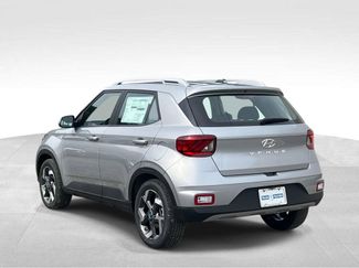 New 2026 Hyundai Venue SEL FWD video 3