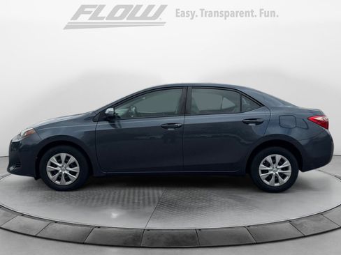 Used 2017 Toyota Corolla L FWD image 4