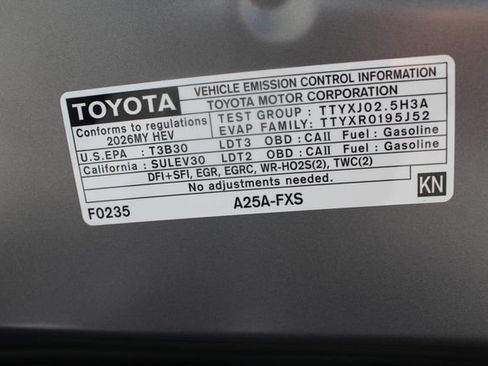 Certified 2026 Toyota Sienna XLE FWD image 62
