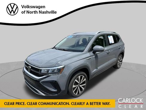 Certified 2023 Volkswagen Taos SE FWD image 1