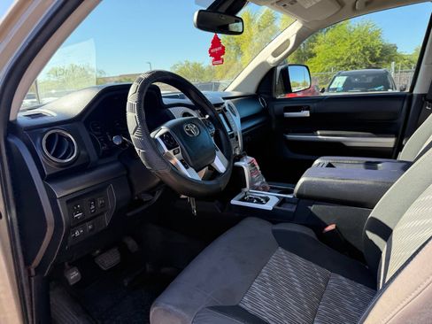 Used 2018 Toyota Tundra SR5 w/ TRD Off Road Package AWD/4WD image 14