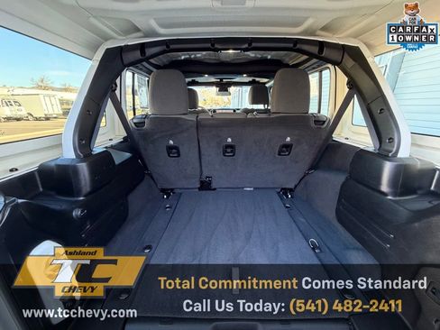 Used 2024 Jeep Wrangler Sport S image 13