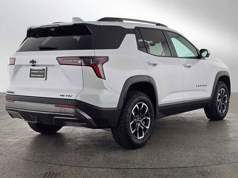 Used 2026 Chevrolet Equinox ACTIV w/ Convenience Package III image 3