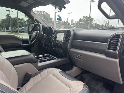 Used 2020 Ford F250 XLT w/ Tremor Off-Road Package AWD/4WD image 15