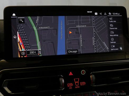 Used 2025 BMW X4 xDrive30i w/ Premium Package image 19