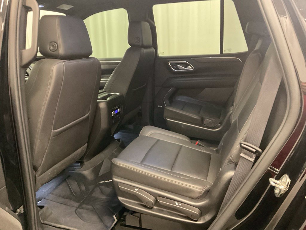 Used 2023 Chevrolet Tahoe LT w/ Luxury Package AWD/4WD image 34