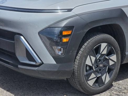 Used 2025 Hyundai Kona SEL AWD/4WD image 11