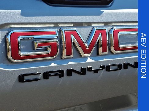 Used 2024 GMC Canyon AT4X w/ AT4X AEV Edition AWD/4WD image 34