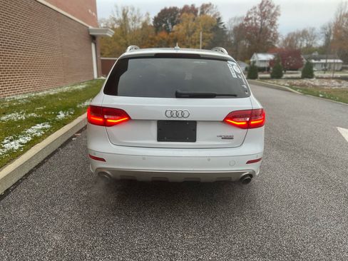 Used 2016 Audi A4 Premium Plus w/ Technology Package image 8