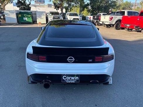 Used 2024 Nissan Z Sport w/ Floor Mat Package RWD image 7